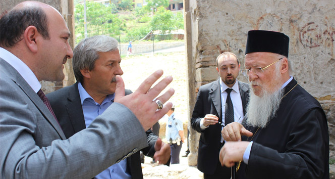 Bilecik Osmaneli'de Fener Rum Patriği Bartholomeos, Aya Yorgi Kilisesi'ni Ziyaret Etti