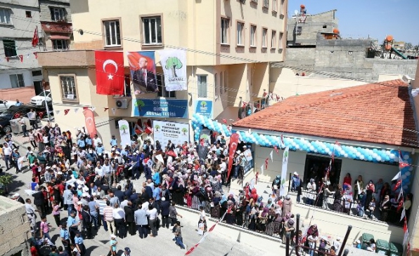 Gaziantep Şehitkamil'de Girne Sosyal Tesisi Resmi Olarak Açıldı