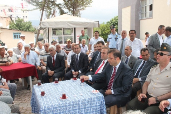 Demre'de Üreticiler, Vali Türker'den Fide Tesisleri Hakkında Yardım İstedi