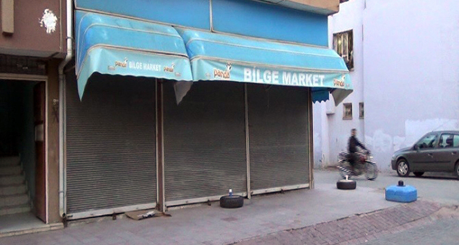 Adana Yüreğir'de Kavga Ayıran Bakkal Pompalı Tüfekle Öldürüldü