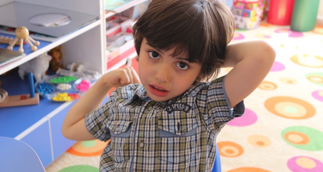 Diyarbakır'da Otizmli Efran İki Yılda Konuşmaya Başladı