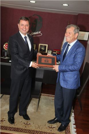 Kosova İstanbul Başkonsolosu, Adana'dan Yatırımcıları Ülkesine Davet Ediyor