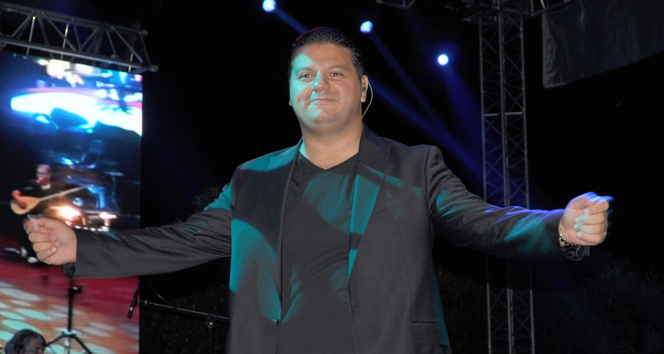 Silifke'de Düzenlenen Kültür Haftası'nda Kubat Unutulmaz Bir Gece Yaşattı