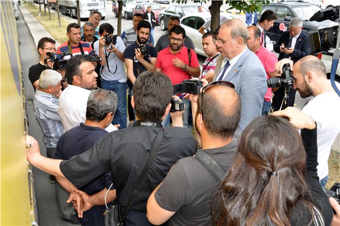 Edirne Kapıkule'de TIR Şoförleri İle Sorunlar Hakkında Görüşme Yapıldı