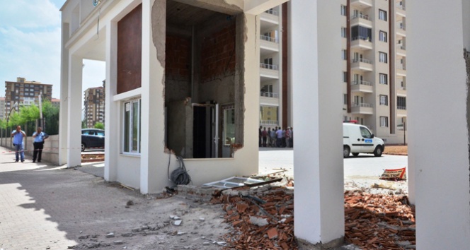 Malatya Yeşilyurt'ta İnşaat Güvenlik Ofisinde Patlama Sonucu 1 İşçi Yaralandı