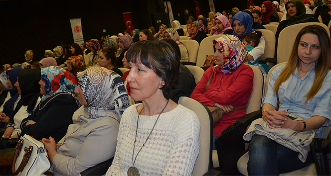 Zeytinburnu'nda Gerçekleşen Çevre Bilinci Eğitimi İle Elektrik Faturaları Düşüyor