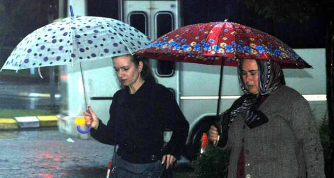 İstanbul, Ankara, İzmir ve Adana'da Kuvvetli Yağış Bekleniyor