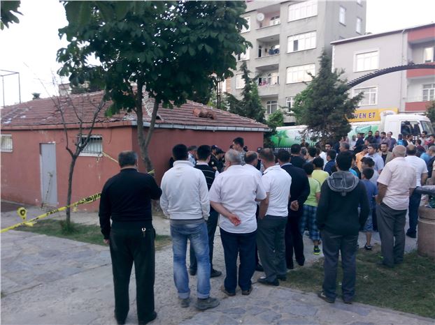 İstanbul Halkalı'da 14 Yaşındaki Çocuk Arkadaşını Pompalı Tüfekle Vurdu