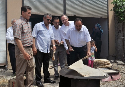 Adana'da CHP Milletvekili Adayı Tümer, Halkın Desteği ile İktidara Yürüyoruz Dedi