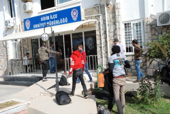 Didim Aydın'da Yasa Dışı Geçişe Teşebbüs Eden 18 Kaçak Göçmen Yakalandı
