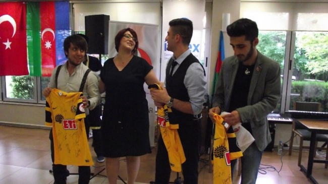 Eskişehir'de Azerbaycan Cumhuriyeti'nin 97. Yılı İçin Kutlama Programı Yapıldı