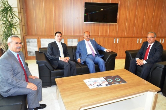 ABD Adana Konsolosu John L. Espinoza, Malatya Ticaret ve Sanayi Odası'nı Ziyaret Etti