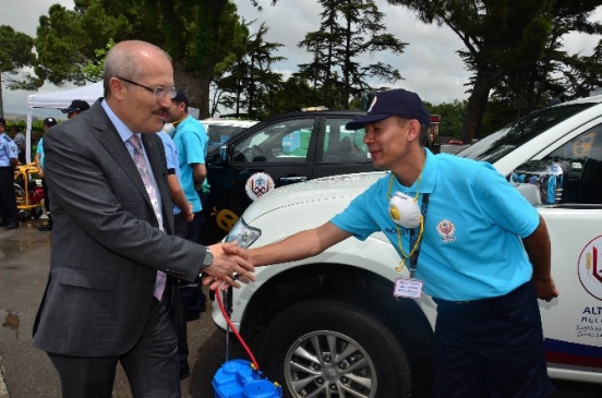 Altıeylül'de 13 Merkez, 81 Kırsal Mahallede Haşere İle Mücadele Uygulanacak