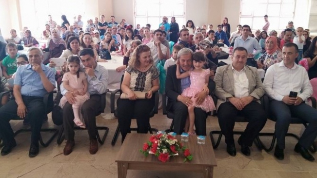 Osmaneli'de Özel Minik Elller Kreş Yıl Sonu Gösterisi Düzenledi