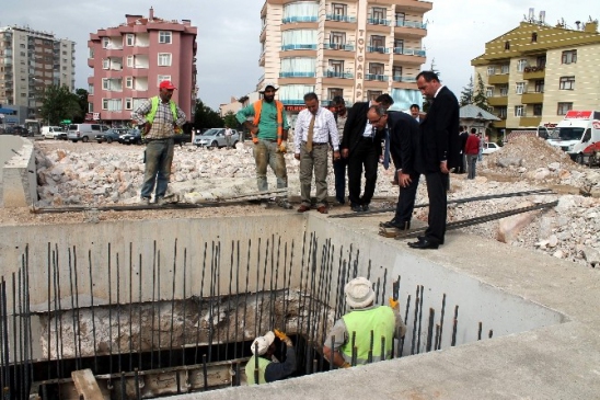 Konya Meram'da Yüksek Hızlı Tren Çalışmaları Esnafı Mağdur Ediyor