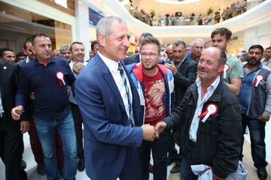 Adapazarı'nda Gerçekleşen Agora AVM Açılışı Törenine Bakanlar ve Yerel Yöneticiler Katıldı