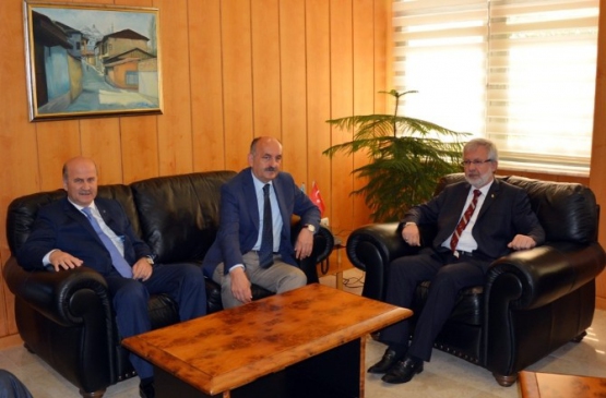 Bursa'da Sağlık Bakanı Müezzinoğlu'ndan Psikiyatri Hastaları İstatistikleri Üzerine Açıklama