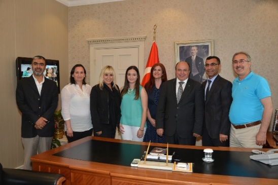 Marmaris'te Yazarlar Vali Çiçek'i Ziyaret Etti