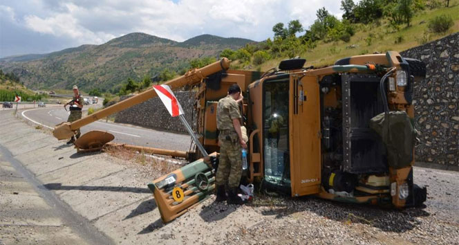 Adıyaman Gölbaşı'nda Zırhlı İki Askeri Araç Kaza Yaptı, 4 Asker Yaralandı