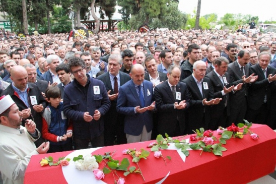 Samsun'da Silahlı Saldırı Sonucu Hayatını Kaybeden Doktor Kamil Furtun Defnedildi