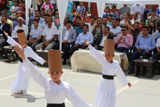 Kırk Mağara Mahallesi'nde Yıl Sonu Etkinliği Gerçekleşti