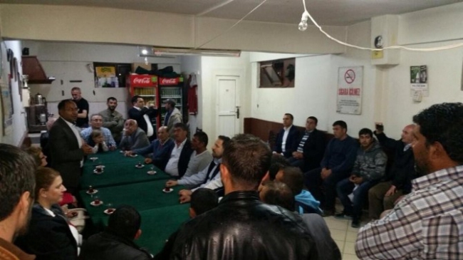 Düzce'de CHP Adayları Özcan Purçu ile Ağa Mahallesi'ni Ziyaret Etti