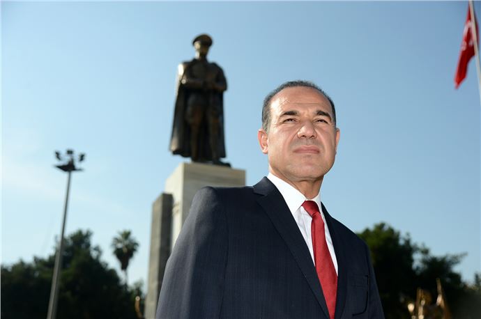 Adana'da Hüseyin Sözlü, Erdoğan’ın Nezaketsizlik İddiasına Yanıt Verdi