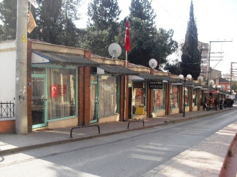 İzmit Belediyesi, Mülkiyetindeki İş Yerlerini İhaleyle Kiraya Veriyor