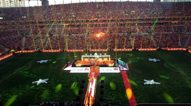 Galatasaray, 2014-2015 Sezonu Şampiyonluk Kutlamalarını Gerçekleştiriyor
