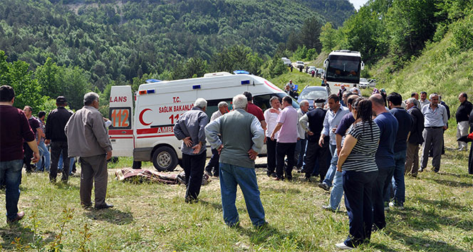 Kastamonu Pınarbaşı'nda Cenaze Dönüşü Meydana Gelen Kazada 1 Ölü, 11 Yaralı