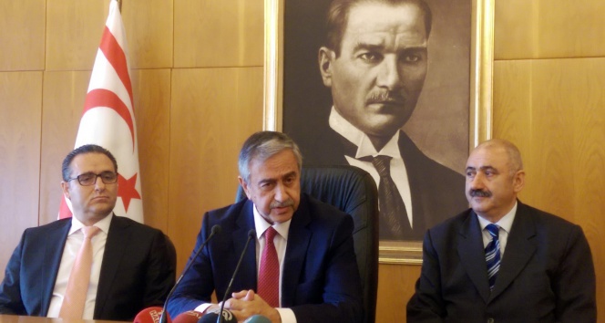 Kuzey Kıbrıs'ta Mustafa Akıncı Eşit, Ortak Bir Devlet İçin Çalışmalara Devam Ediyor