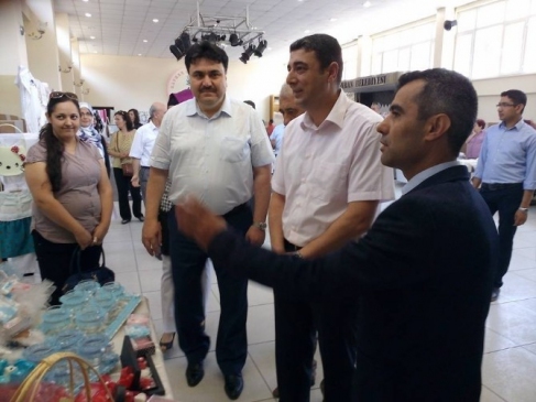 Havran Balıkesir'de Halk Eğitimi Merkezi'nin Yıl Sonu Sergisi Açıldı