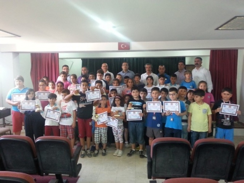 Didim Akbük'de Öğrencilerin Katıldığı Dama Turnuvası Sonuçlandı