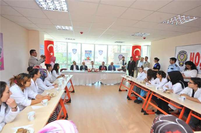 Osmaniye'de 20 Kadın Meslek Edinecek