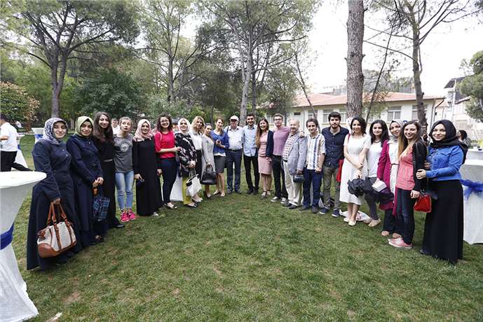 İzmir'de Diyetisyenler Günü Erken Kutlandı