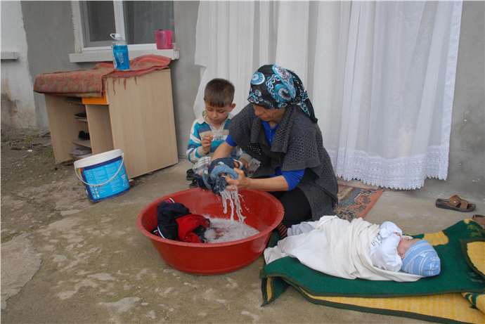 Kırıkkale Valiliği Yetim Çocuklara Destek Oluyor