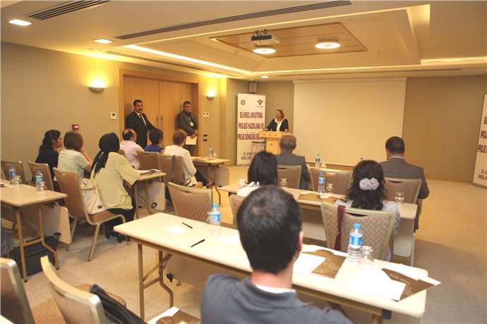 Adana'da Bilimsel Araştırma Semineri Gerçekleşti