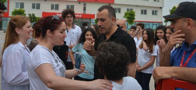 Haluk Levent Adana'da Öğrencilerle Bir Araya Geldi