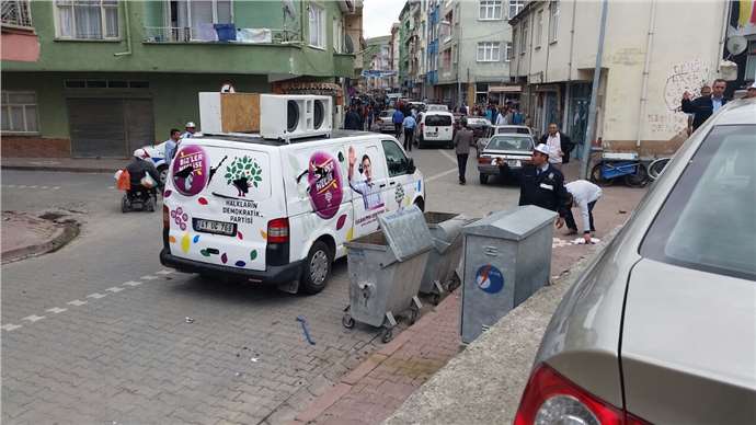 Havza'da HDP'li Seçim Çalışmasına Saldırı: Maddi Hasar Var