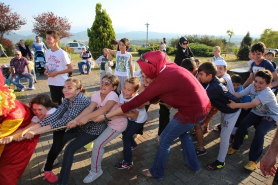 Uçurtma Şenliği Adapazarı'nda Renkli Anlarla Gerçekleşti