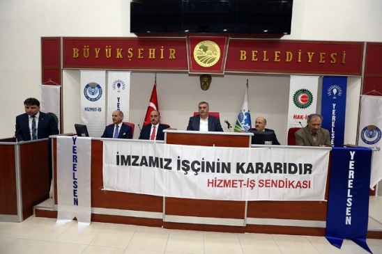 Sakarya'da İşçi Mutluluğu: Toplu Sözleşme İmzalandı