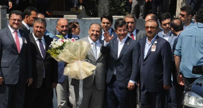Başbakan Davutoğlu Taksicilerle Menemen Yedi