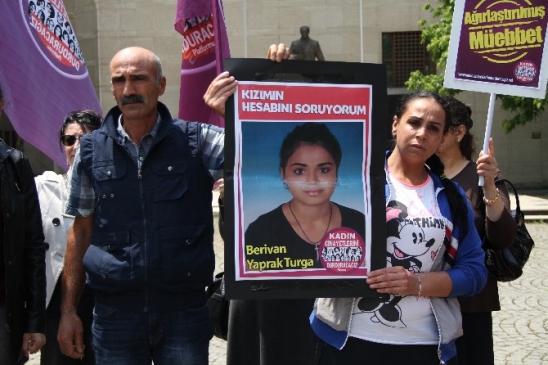 Bursa'da Kızını Kaybeden Anne Adalet İçin Gözyaşı Döktü