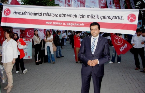 Bursa'da MHP'den Örnek Davranış: Müziksiz Propaganda