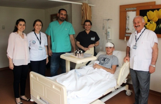 Çanakkale'de Motosiklet Kazası: Genç Doğum Gününde Hayata Döndü