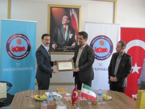 Saray Kaymakamı Çiçekli, İran Heyetiyle Görüştü