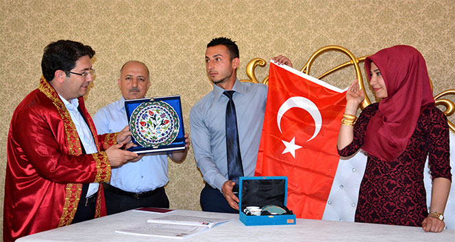 Aksaray'da Sel Mağduru Genç Kızın Nikahını Başkan Kıydı