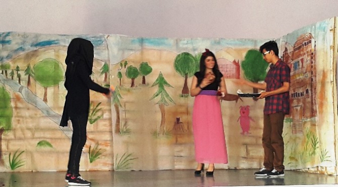 Aksaray'da Öğrencilerden Sahne Şovu: Pamuk Prenses Gösterisi