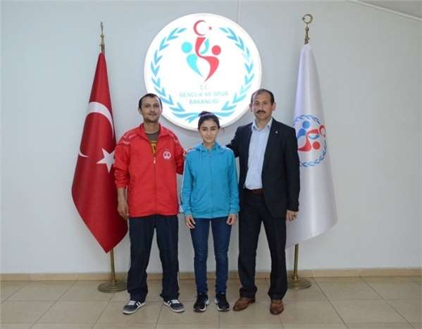 Düzceli Halterci Buse İlhan Milli Takım Kampında Hazırlanıyor