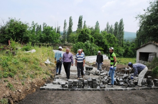 Süleymanpaşa'da Yol Çalışmaları Ormanlı Mahallesi'nde Sürüyor